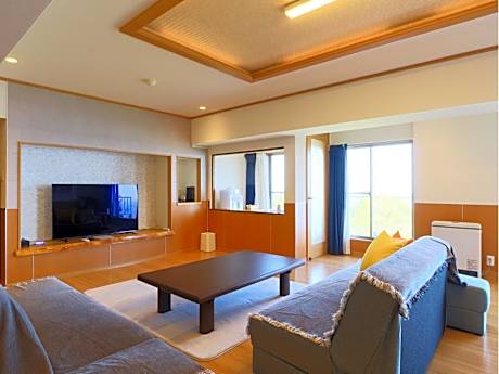 Deluxe Suite with Sea View