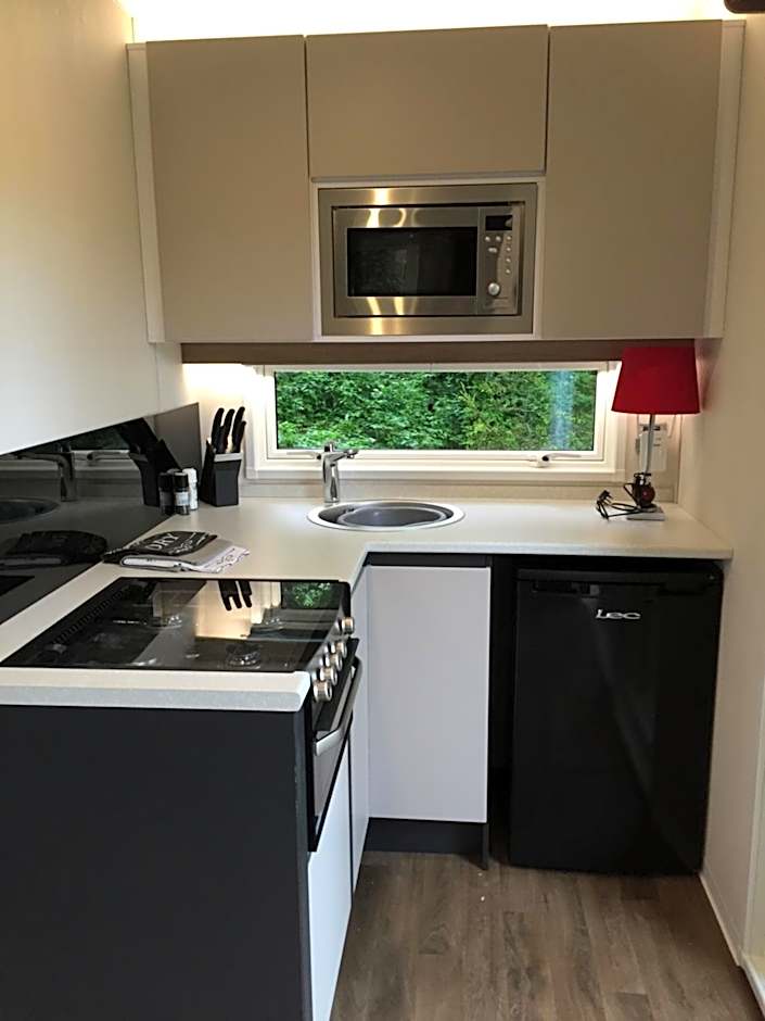 Herons Lake Retreat Hot Tub Lodges