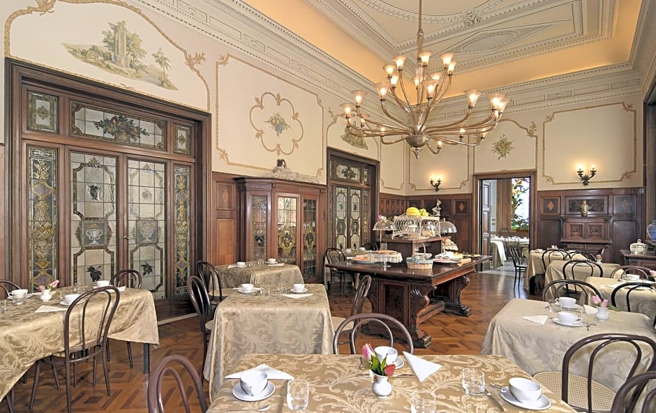 Villa Tina Hotel