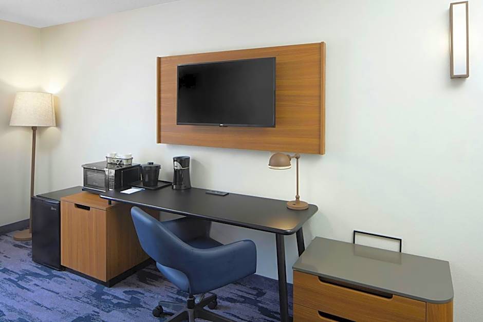 Fairfield Inn & Suites by Marriott South Boston
