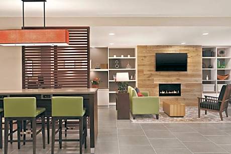 Country Inn & Suites by Radisson, Belleville, ON