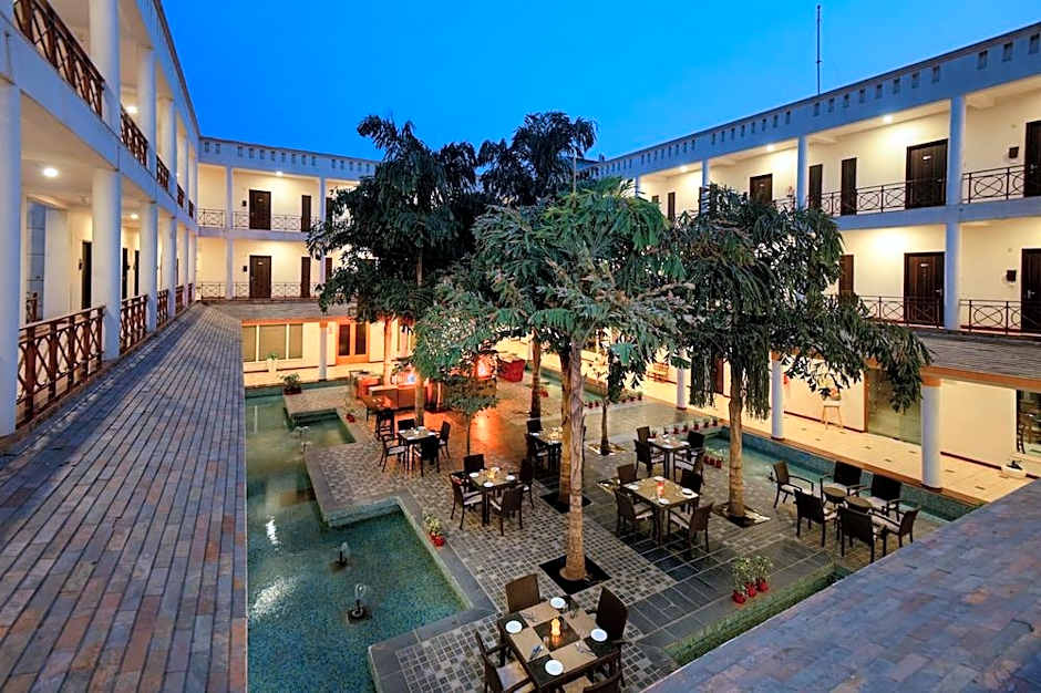 Treehouse Hotel Club & Spa, Bhiwadi