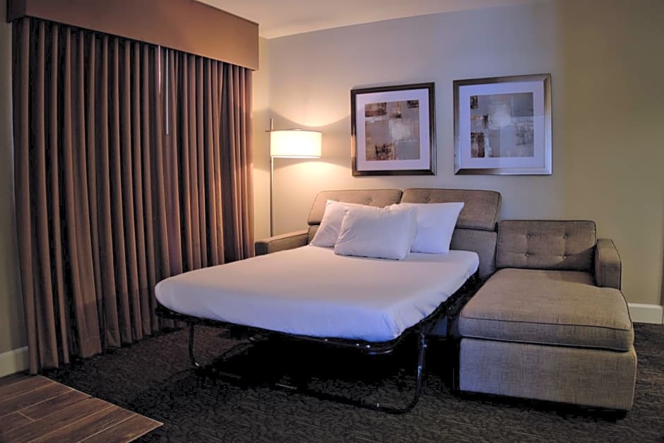 Chase Suites Hotel In Newark