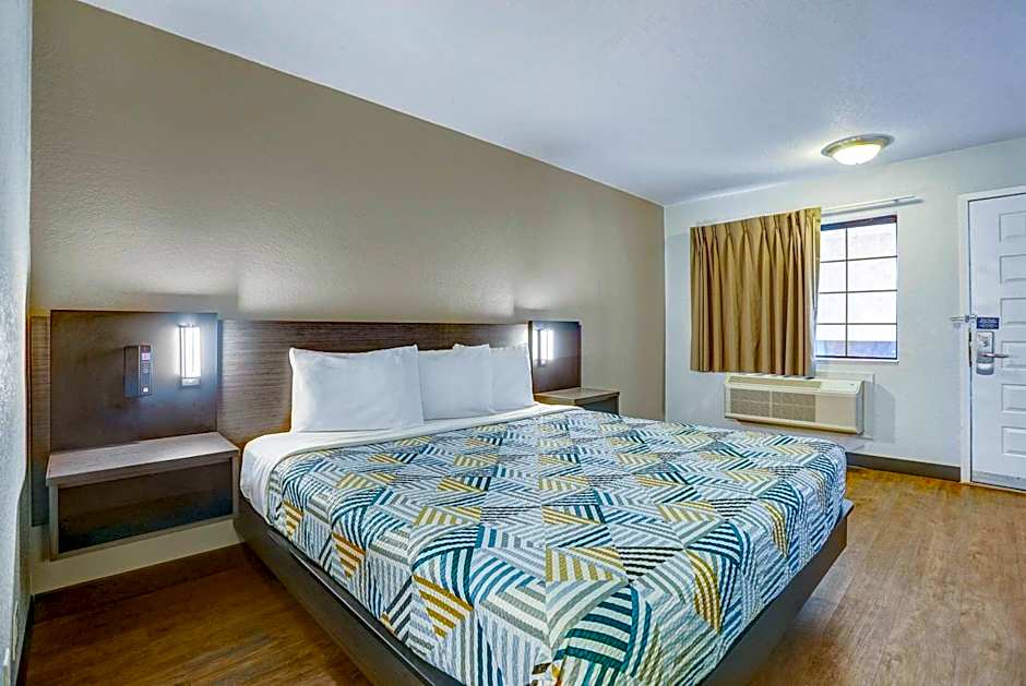 Motel 6-Amarillo, TX - Airport