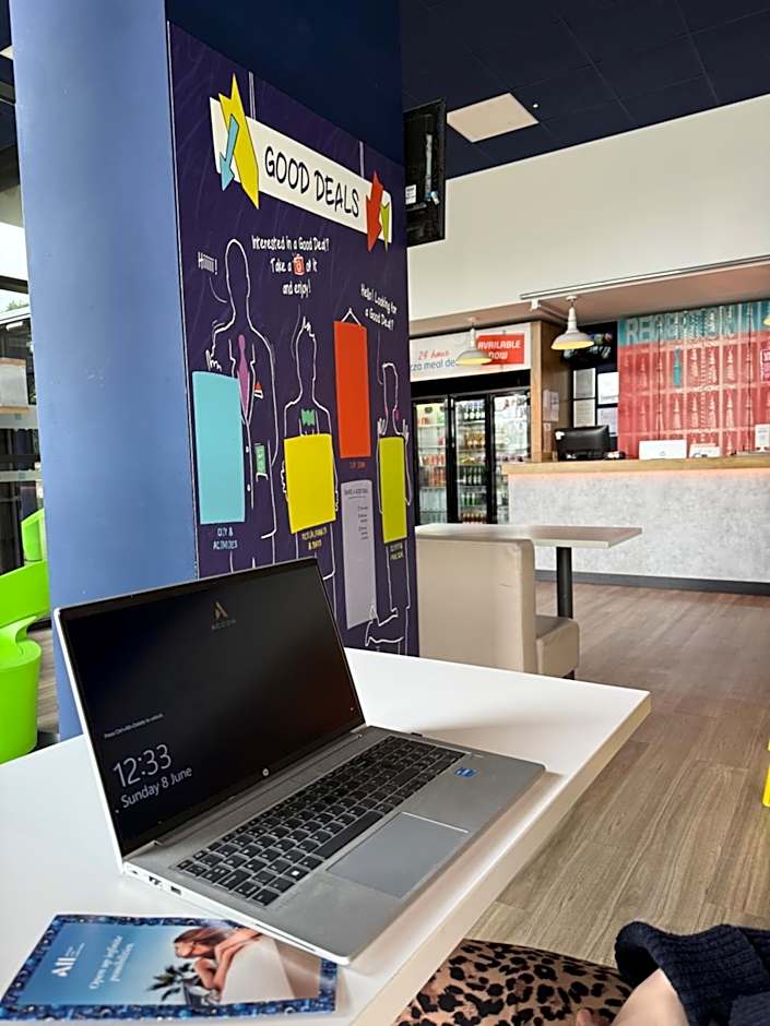 ibis budget Leeds Centre Crown Point Road