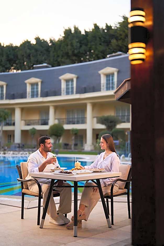 Renaissance by Marriott Cairo Mirage City Hotel