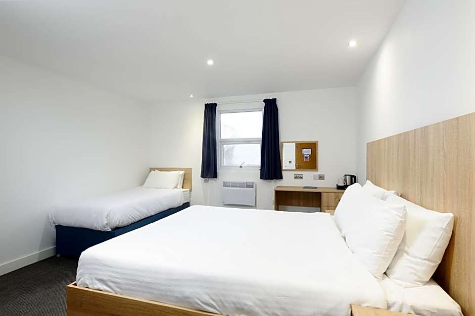 The Sandringham Hotel