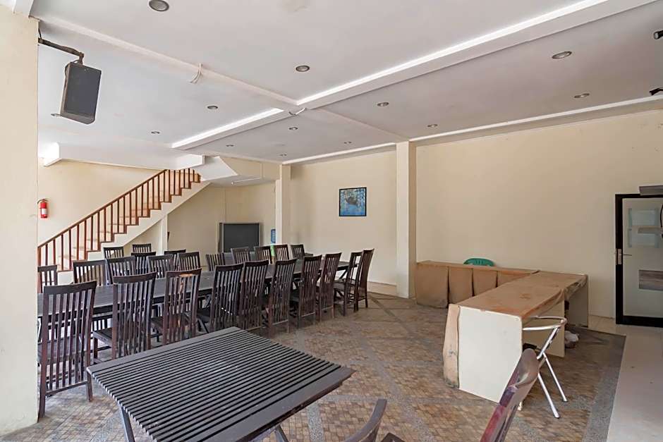 RedDoorz Plus @ Hotel Sofia Pangandaran