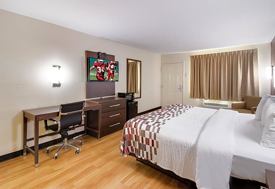 Red Roof Inn & Suites Commerce - Athens