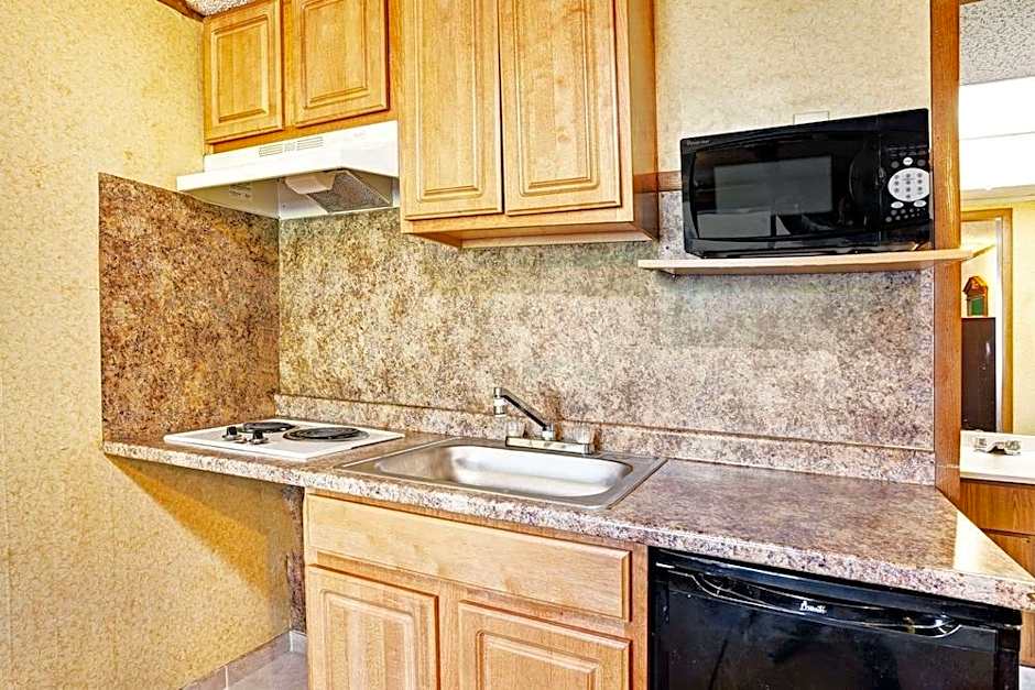 Knights Inn Detroit Area Sterling Heights