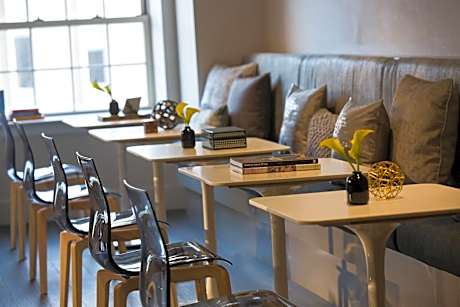 Deluxe Room, 2 Queen Beds