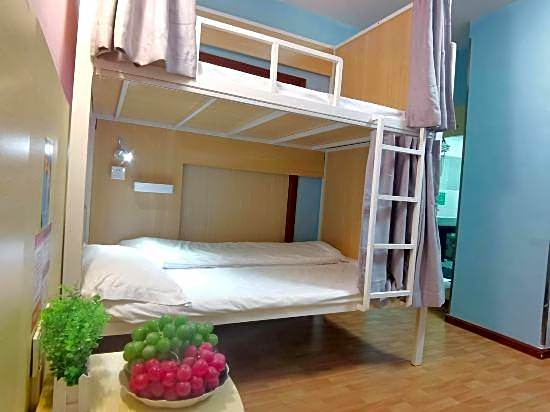 Yuting Hotel (Guangzhou Shangxiajiu Pedestrian Street Hualinsi Subway Station)