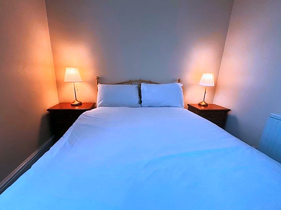 Helen's Hotel near Wembley