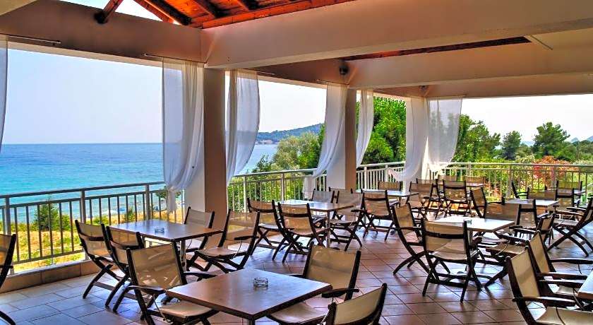 Maranton Beach Hotel