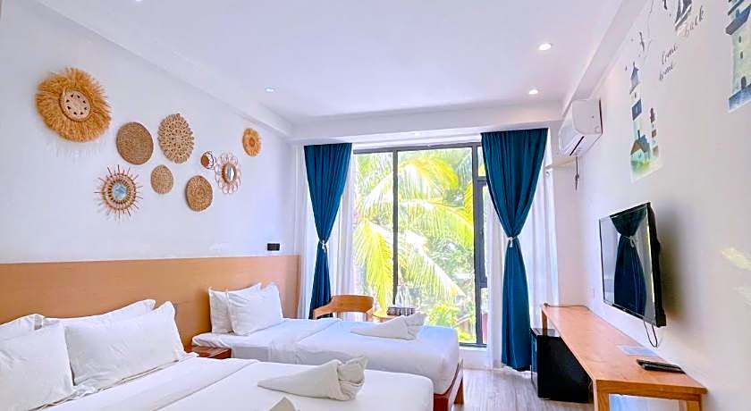 FUN HOTEL