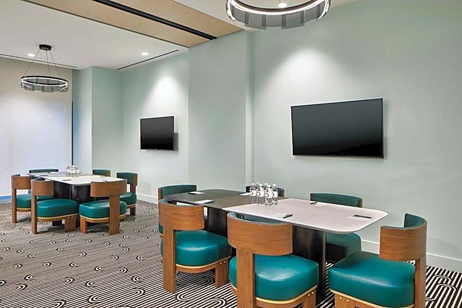 Hotel Celare, Cincinnati Midtown, a Tribute Portfolio Hotel