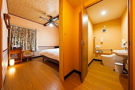 Economy Double Room with Shared Bathroom