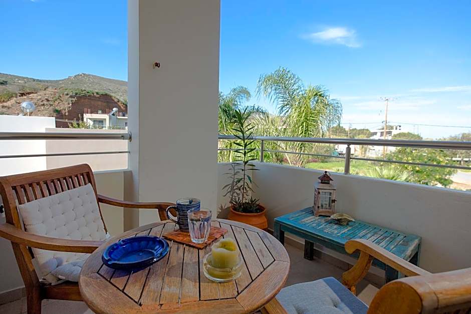 Arodamos Studios & Apts