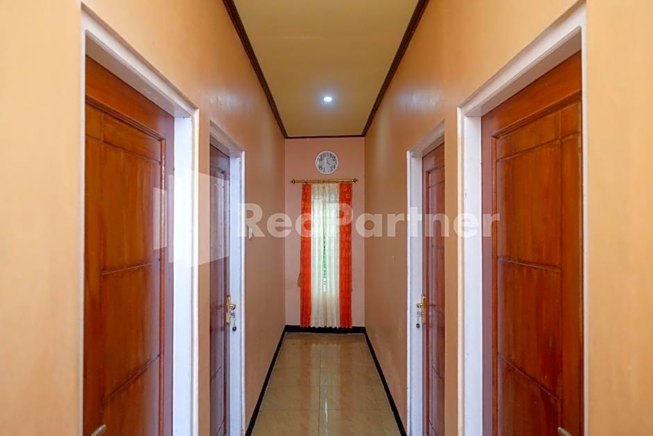 Brilliant Homestay Dieng RedPartner