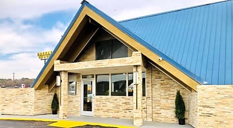SureStay Hotel by Best Western Montgomery Southwest