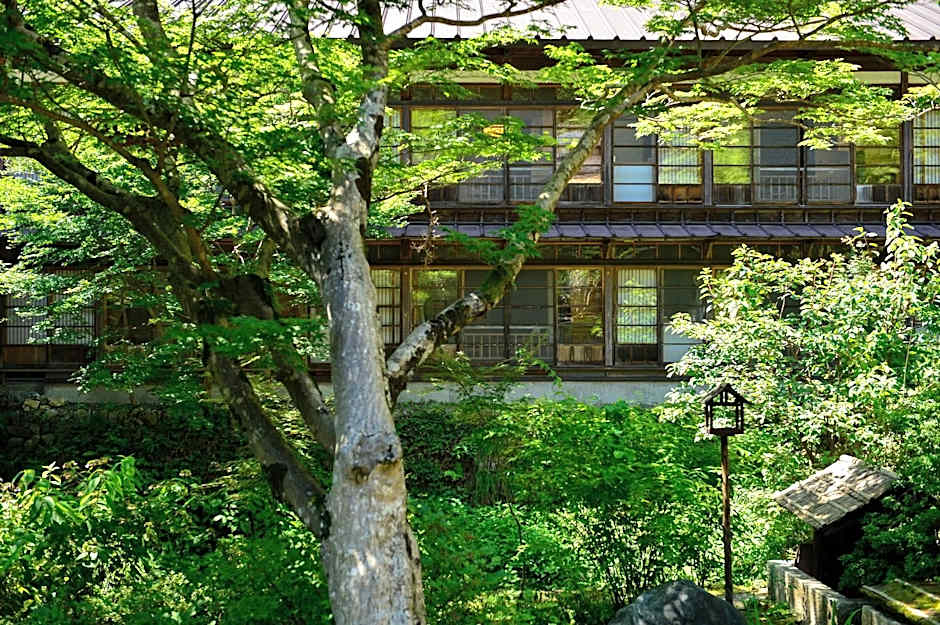 Houshi Onsen Chojukan