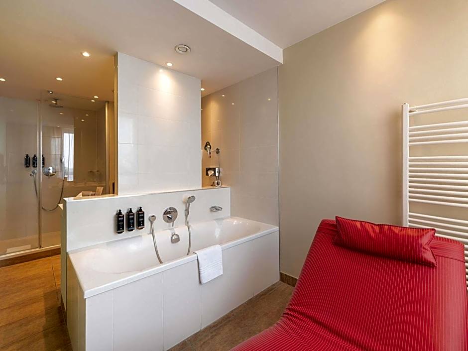 Mercure Warszawa Grand