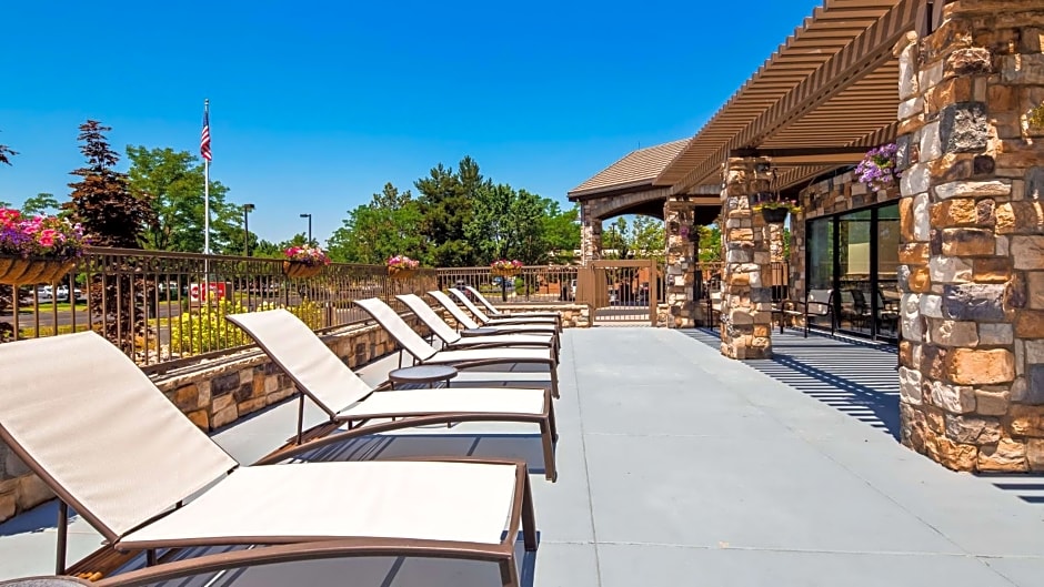 Best Western Plus Cotton Tree Inn