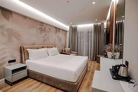 Deluxe Double Room with Sea View