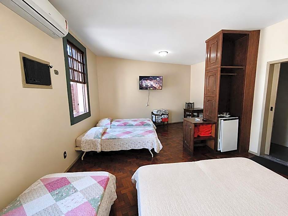 Hotel Colonial
