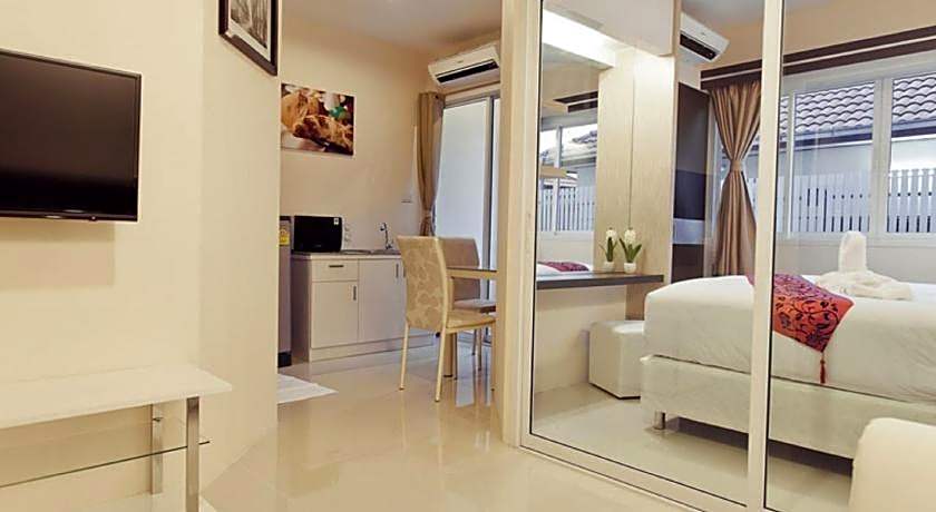 Excella Hotel