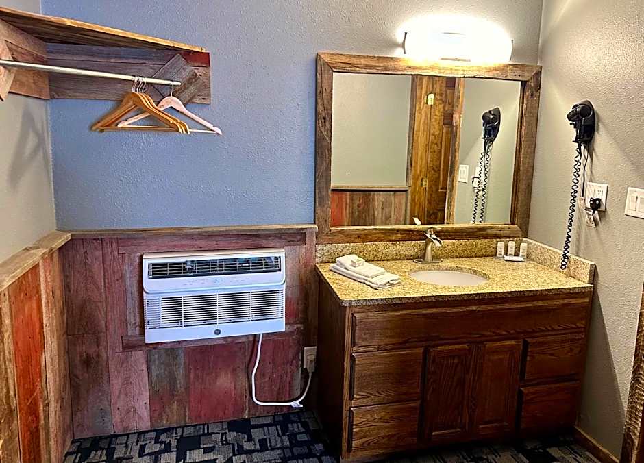 Americas Best Value Inn Wall