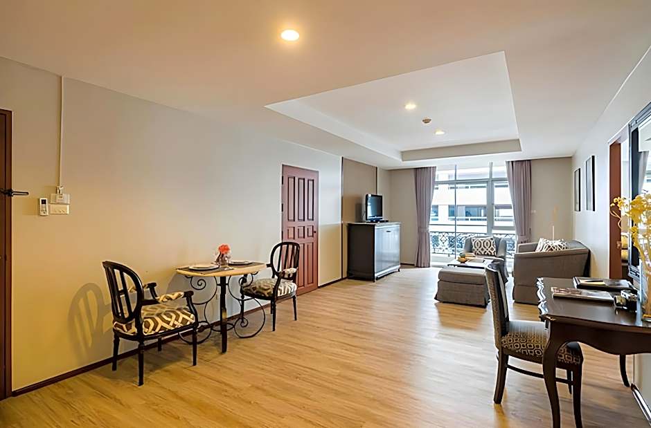 Asoke Residence Sukhumvit by UHG