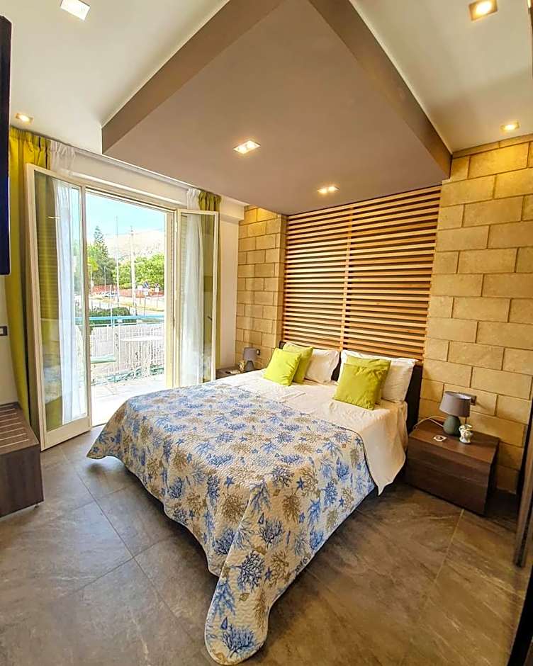 Mongibello Palace B&B