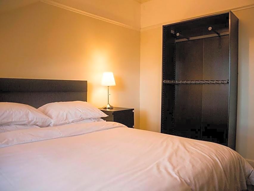 The Blackbull Inn Polmont