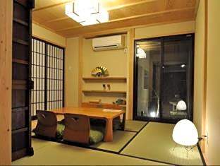 Wakakusa-an