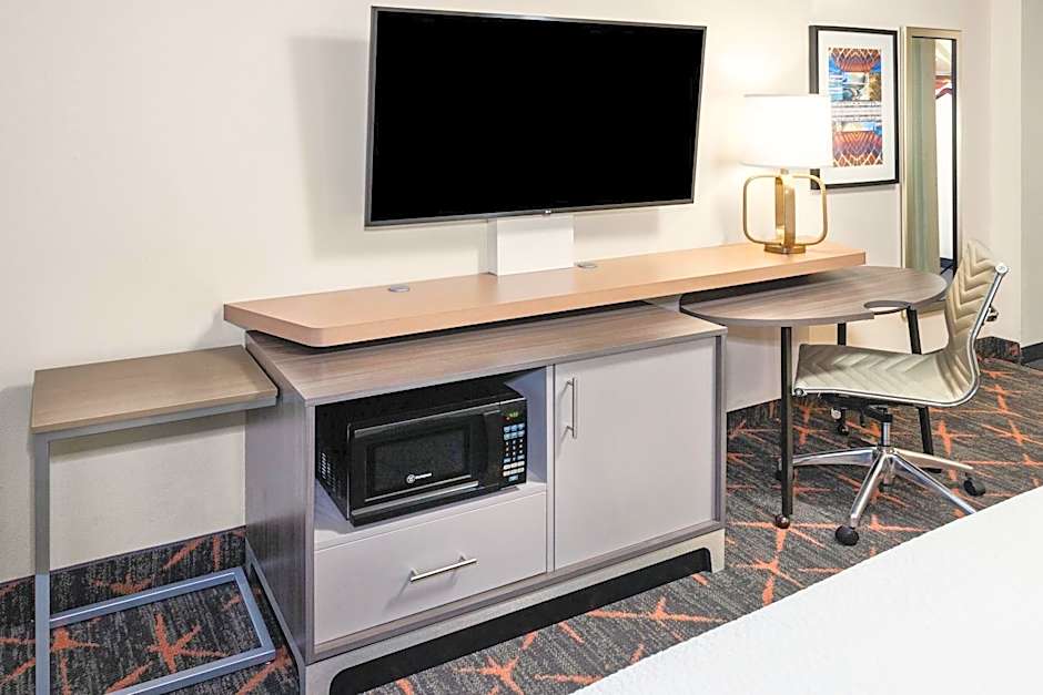 Holiday Inn Chicago/Oak Brook By IHG