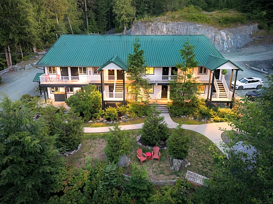 West Coast Trail Lodge