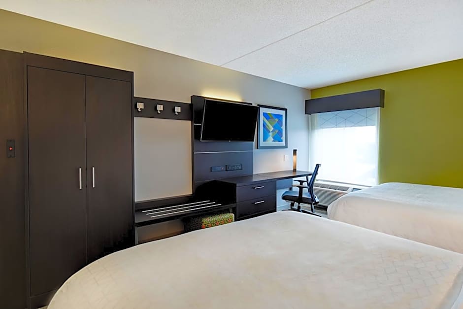 Holiday Inn Express & Suites Allentown-Dorney Park Area By IHG