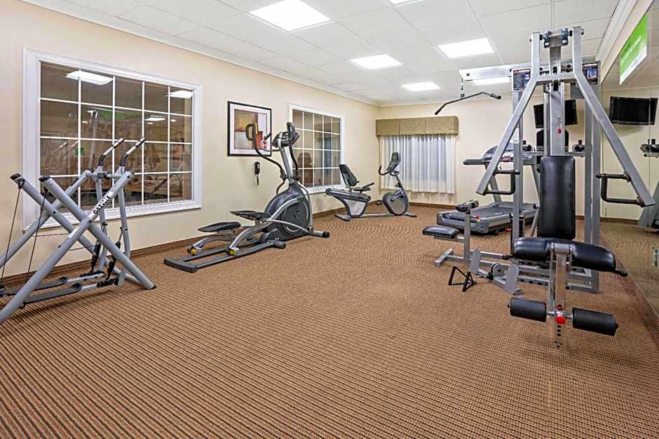 La Quinta Inn & Suites by Wyndham Houston - Magnolia