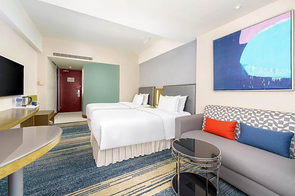 Holiday Inn Express City Centre Dalian By IHG