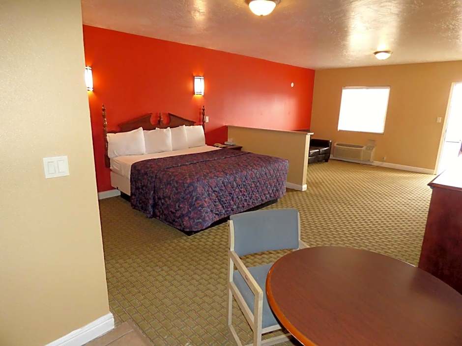 Economy Inn & Suites