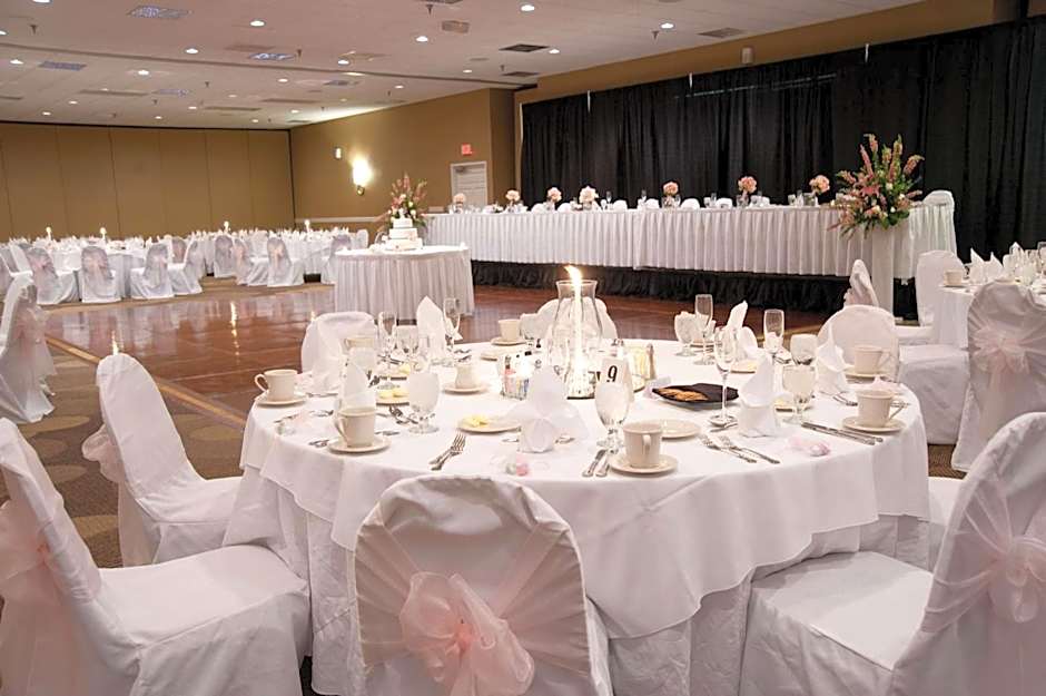 DoubleTree By Hilton Saint Louis Westport