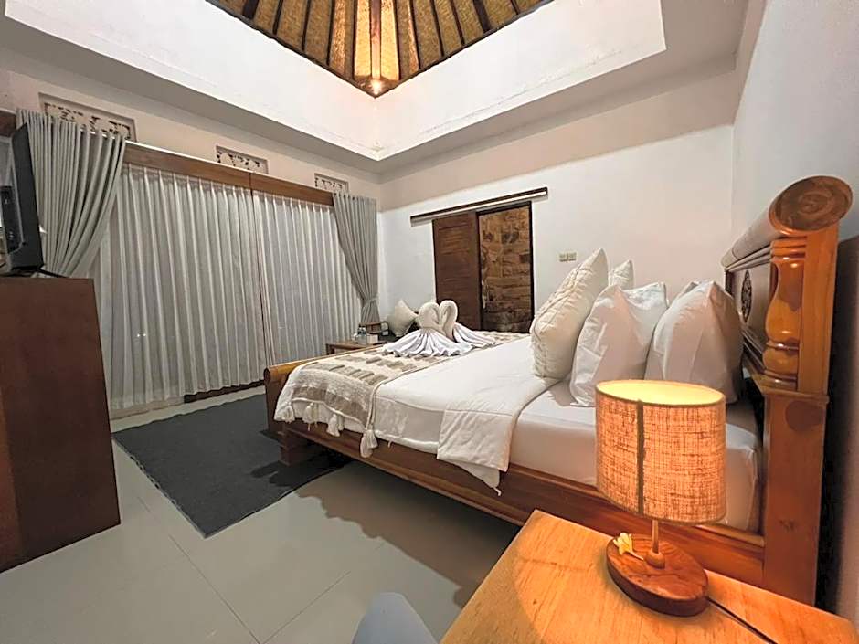 Batur Cliff Panorama