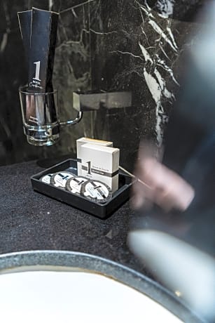 DOUBLE STANDARD ROOM