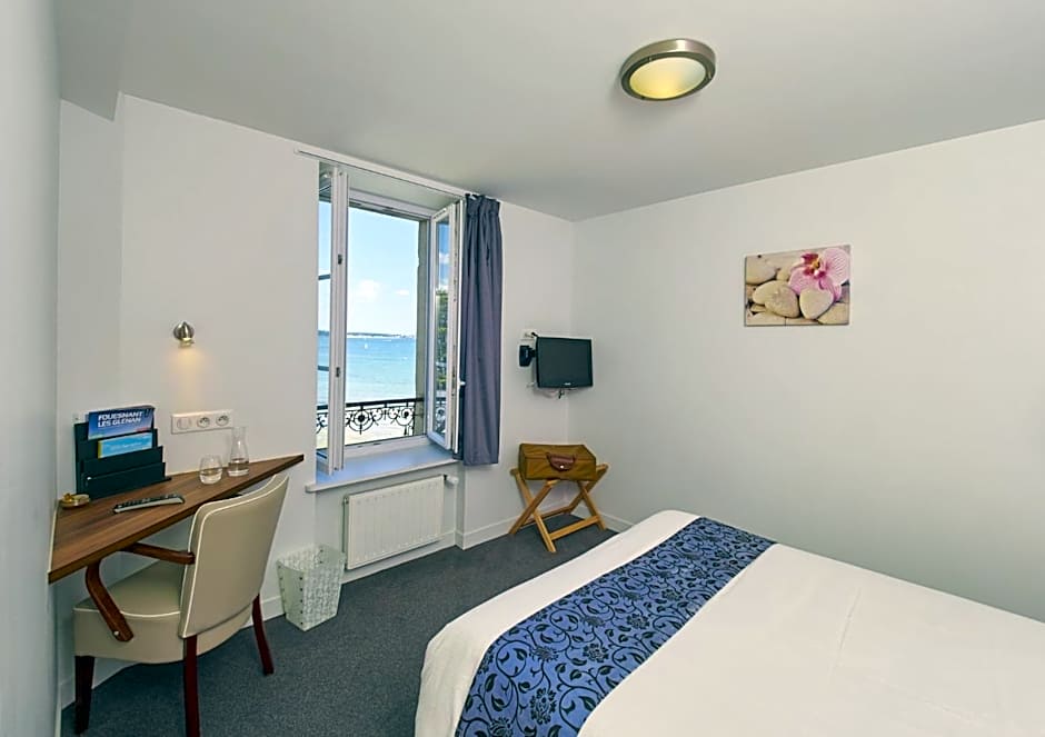 Logis Hotel Belle-Vue