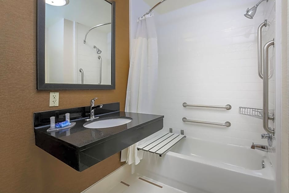 Fairfield Inn & Suites Las Vegas South