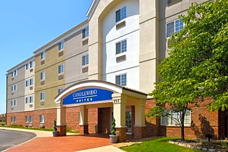 Candlewood Suites Bloomington-Normal