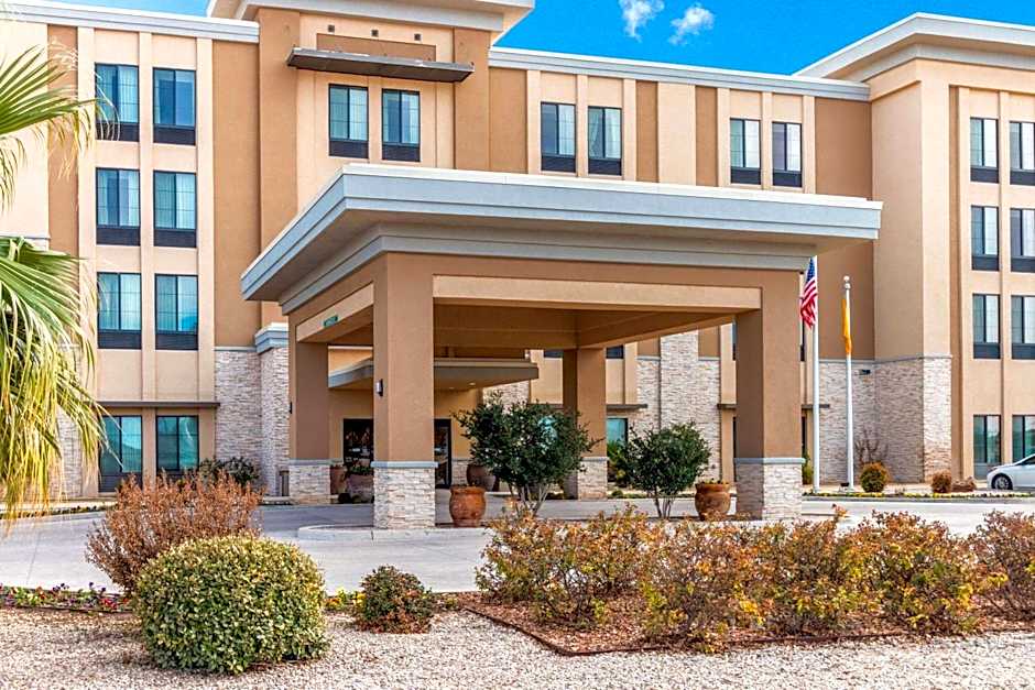 La Quinta Inn & Suites by Wyndham Carlsbad