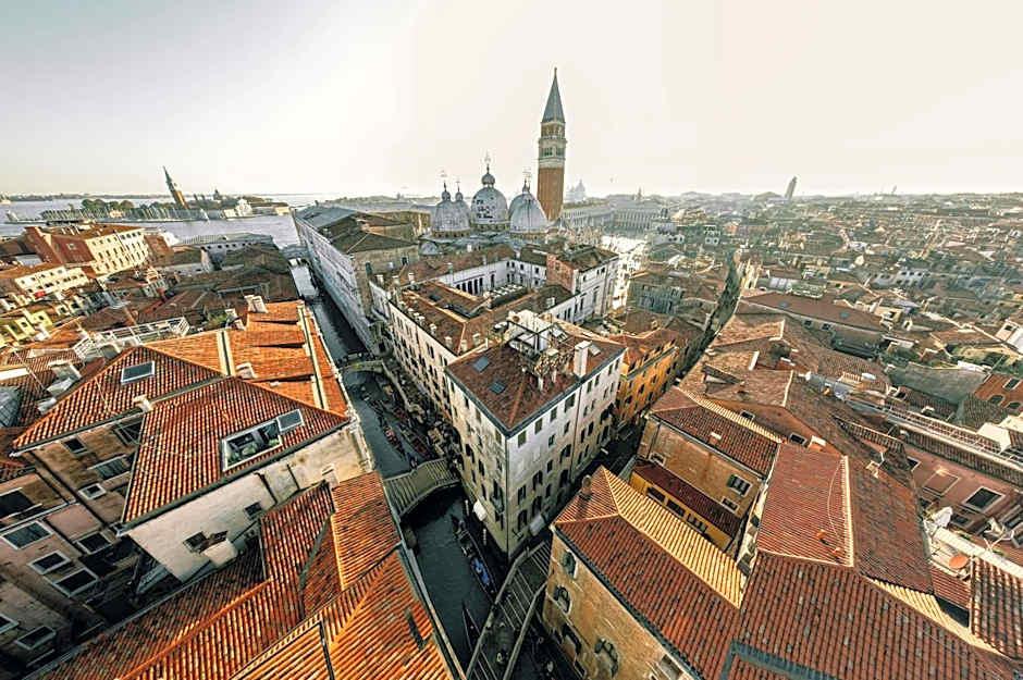 Hotel Al Ponte Dei Sospiri