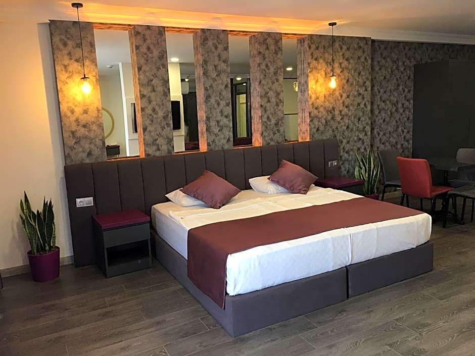 karikatur bi hotel